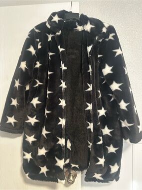 L&B Plush Star-Print Faux Fur Coat - Black & White